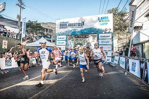  Após três anos do início do processo de pacificação, cerca 2.500 pessoas foram ao Borel para participar das provas de 5km e 10km / Foto: Divulgação